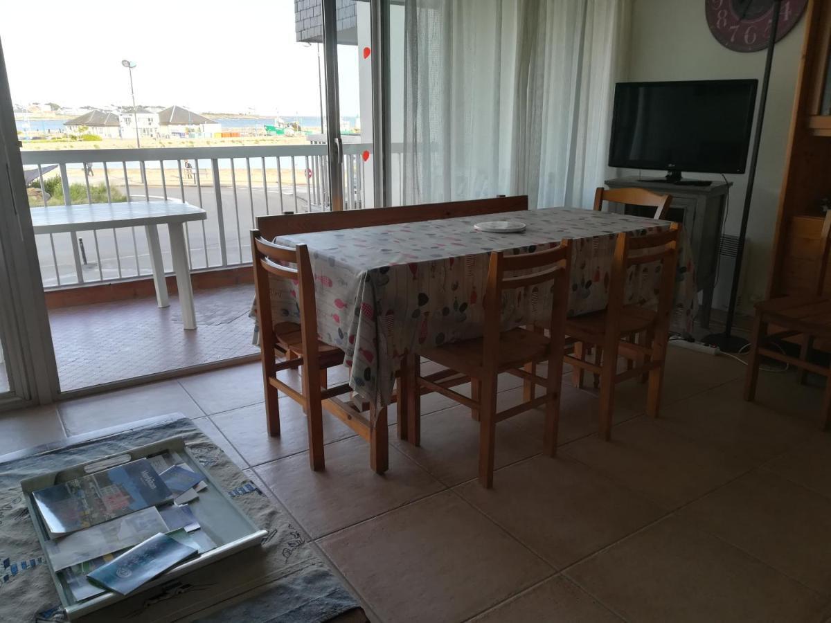 T2 balcon vue sur mer actuellement gênée par un échafaudage parking et entrée sécurisés tout à pied Quiberon Exterior foto